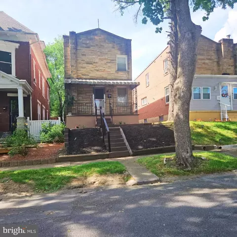 1912 Holly St, Harrisburg, PA 17104