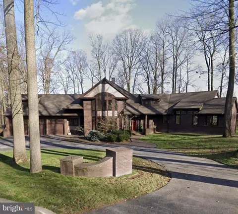 685 Woodthrush Way, Hummelstown, PA 17036