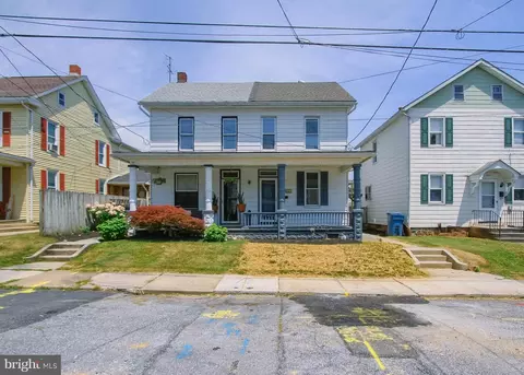 423 Penn St, Middletown, PA 17057