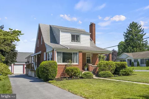 4840 Smith St, Harrisburg, PA 17109