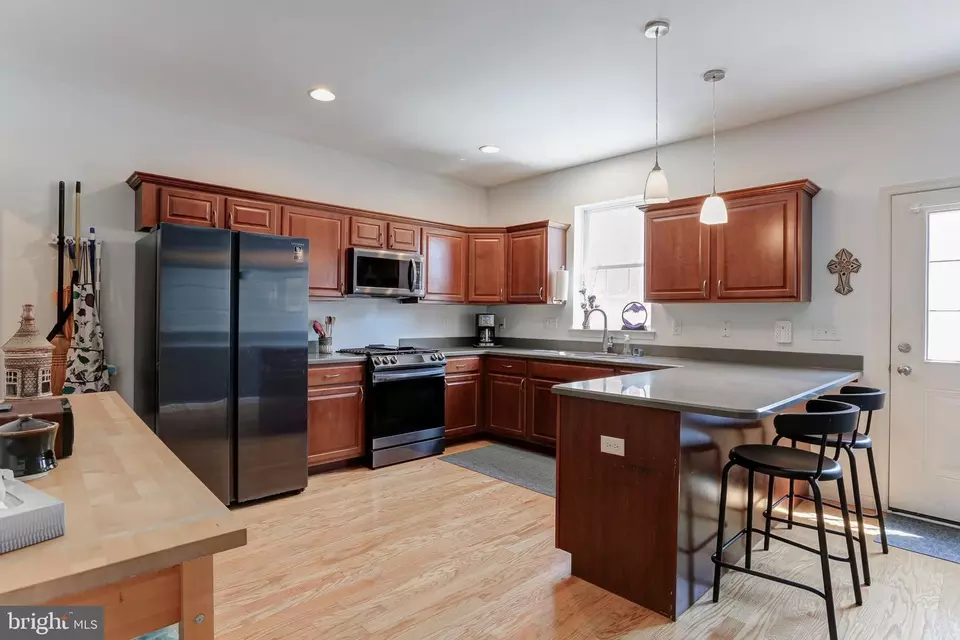 Kitchen - 1943 Green St, Harrisburg, PA 17102 photo 1 of 3