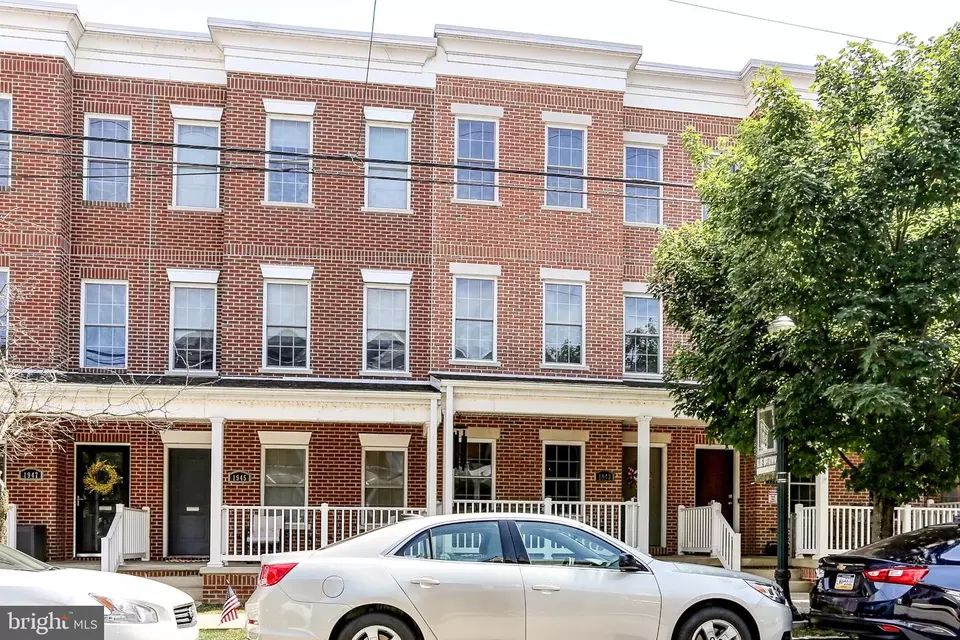 Exterior - 1943 Green St, Harrisburg, PA 17102 photo 1 of 5