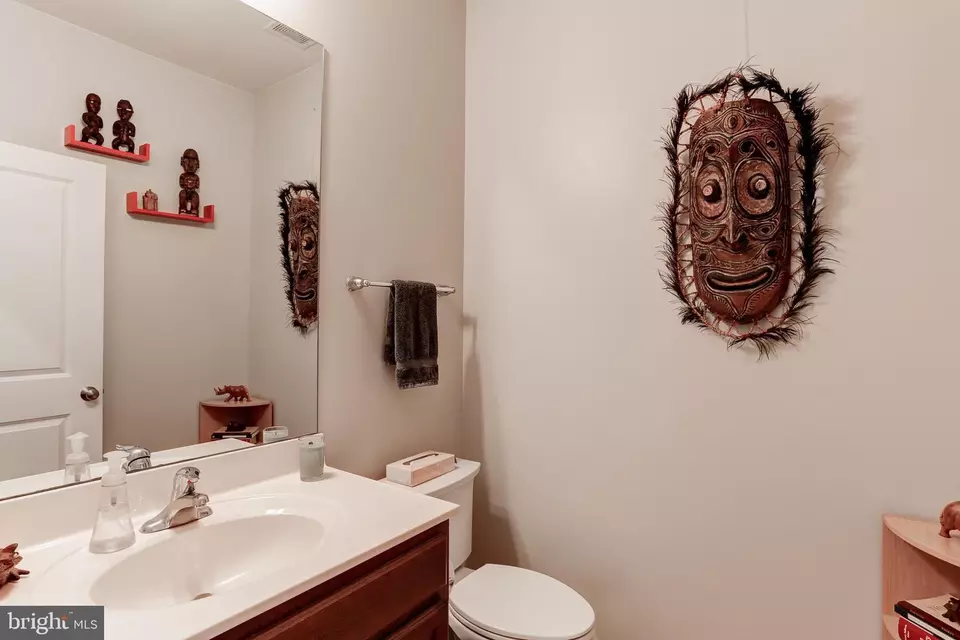 Entry Way - 1943 Green St, Harrisburg, PA 17102 photo 1 of 2