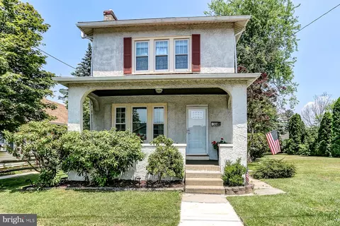 304 Redwood St, Harrisburg, PA 17109