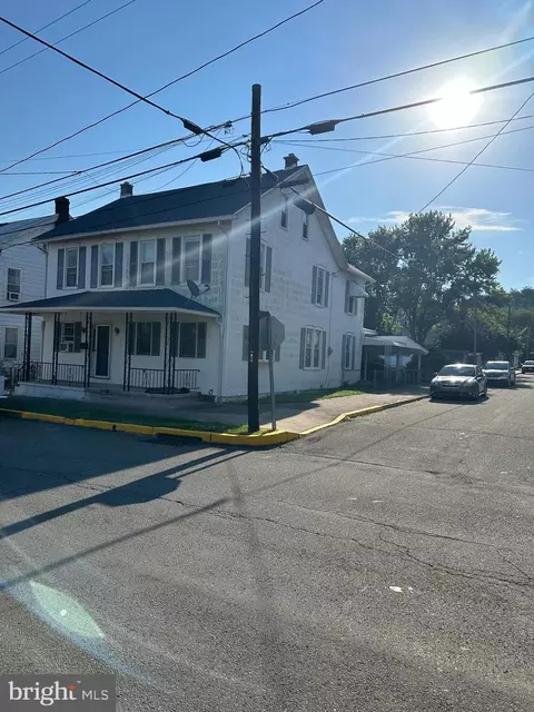 619 Market St, Lykens, PA 17048