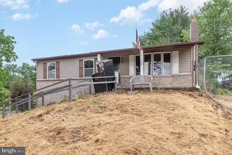 100 Creek Rd, Halifax, PA 17032