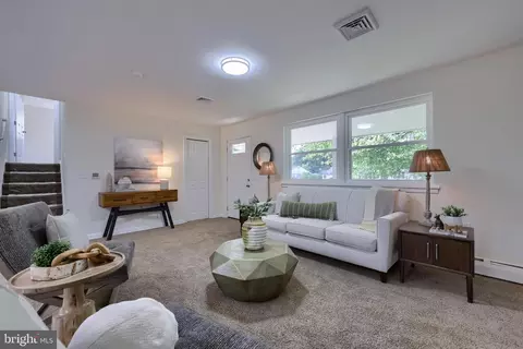 47 Brookside Ave, Hershey, PA 17033 photo 9