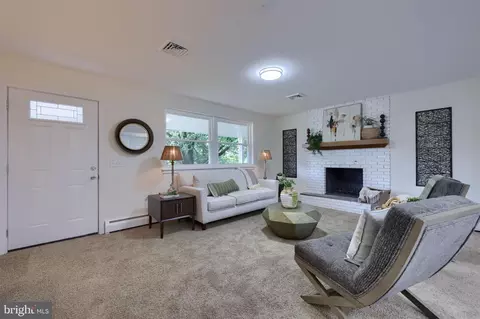 47 Brookside Ave, Hershey, PA 17033 photo 6