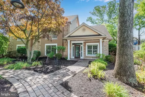165 High Pointe Dr, Hummelstown, PA 17036