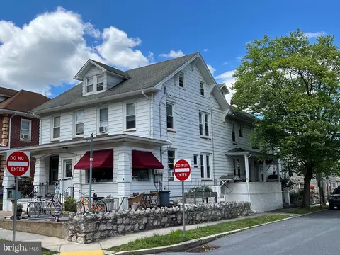 101 W Granada Ave, Hershey, PA 17033