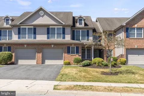 420 Northstar Dr, Harrisburg, PA 17112