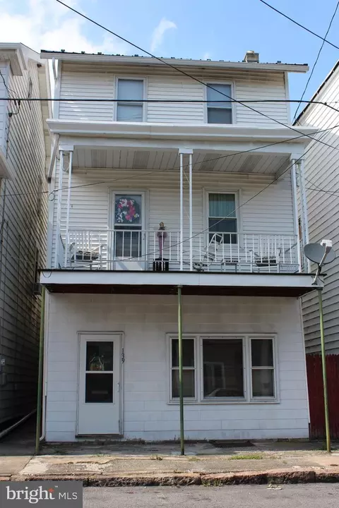139 E Market St, Williamstown, PA 17098
