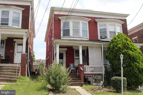 1845 Spencer St, Harrisburg, PA 17104