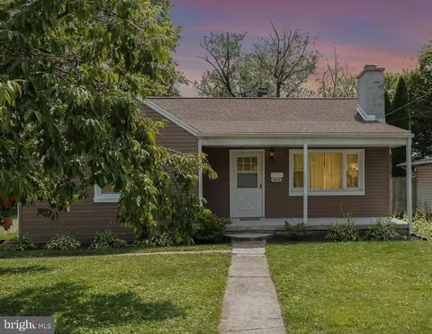 6015 Larue St, Harrisburg, PA 17112