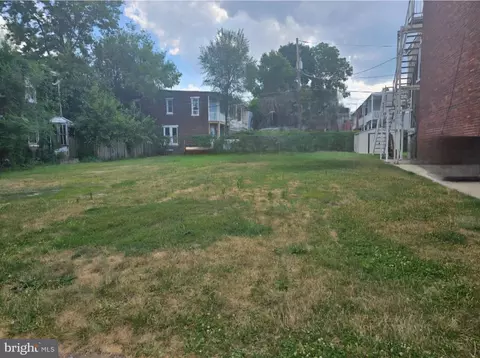 2426 Jefferson St, Harrisburg, PA 17110