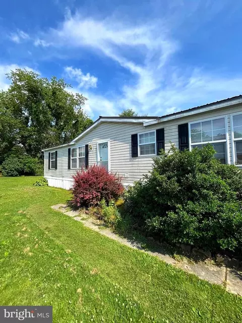 12 Junction Rd, Millersburg, PA 17061
