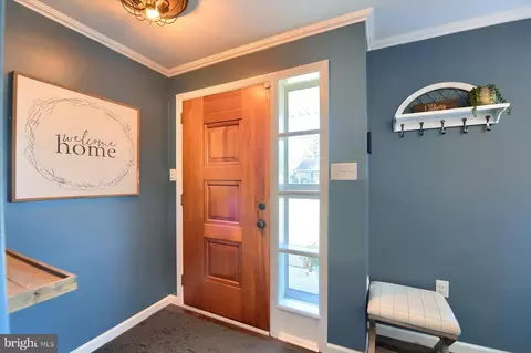 Entry Way - 500 Walnut Rd, Harrisburg, PA 17113 photo 1 of 3
