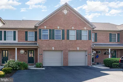 511 Northstar Dr, Harrisburg, PA 17112