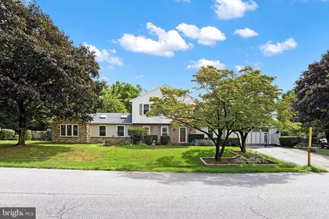 3811 Brytton Ln, Harrisburg, PA 17110