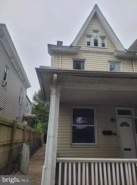902 Norwood St, Harrisburg, PA 17104