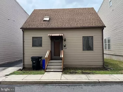 1732 Fulton St, Harrisburg, PA 17102