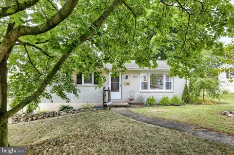 520 N 67th St, Harrisburg, PA 17111