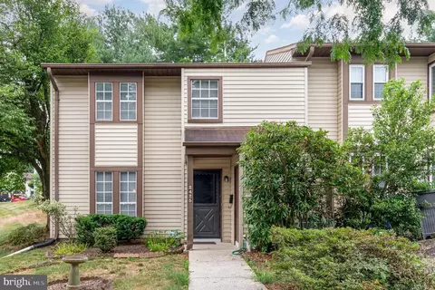 2425 Ionoff Rd, Harrisburg, PA 17110