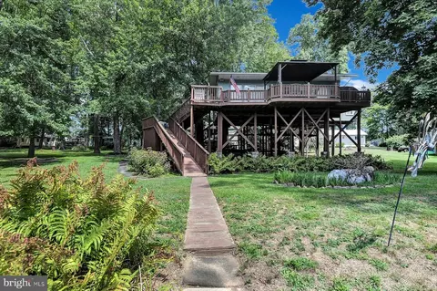 62 Beech Is, Middletown, PA 17057