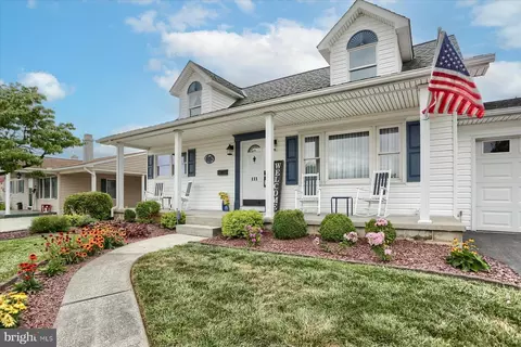 111 Shirley Dr, Middletown, PA 17057
