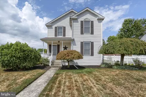 3569 Athena Ave, Harrisburg, PA 17110