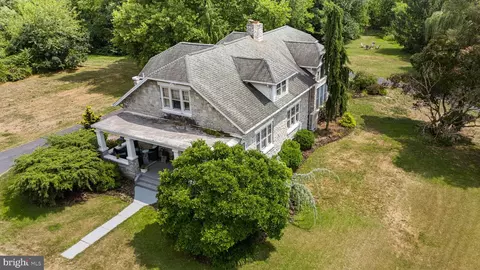 250 Oberlin Rd, Middletown, PA 17057