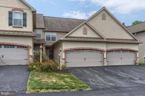 1128 Day Star Dr, Harrisburg, PA 17111