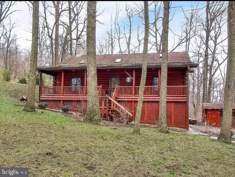 2260 Miller Rd, Hummelstown, PA 17036