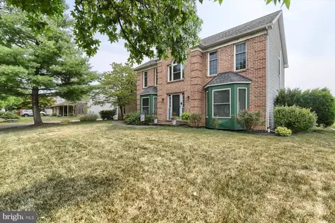 340 Vesper Rd, Hershey, PA 17033 photo 2