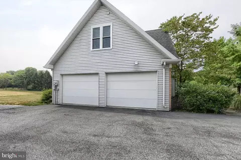 340 Vesper Rd, Hershey, PA 17033 photo 4