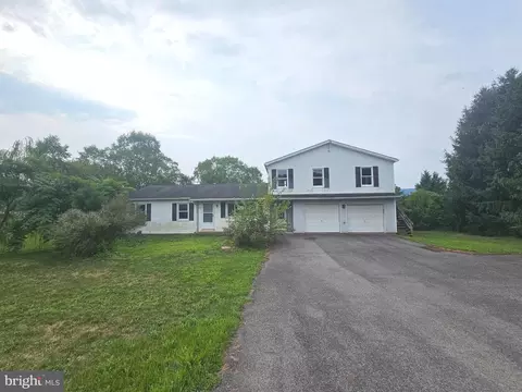 1093 Powells Valley Rd, Halifax, PA 17032