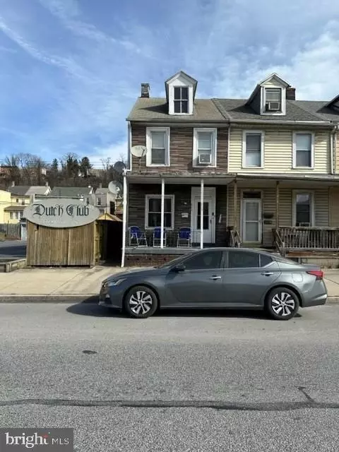 613 S Front St, Steelton, PA 17113