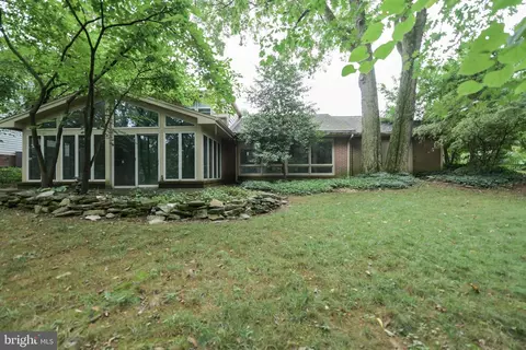 Exterior - 329 E Granada Ave, Hershey, PA 17033 photo 5 of 13