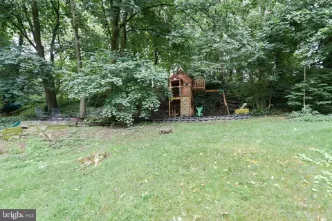 Exterior - 329 E Granada Ave, Hershey, PA 17033 photo 9 of 13