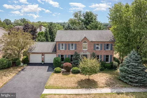 2085 Fairway Ln, Harrisburg, PA 17112