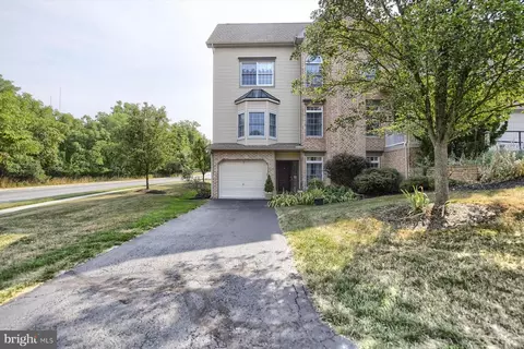 4631 Deer Path Rd, Harrisburg, PA 17110