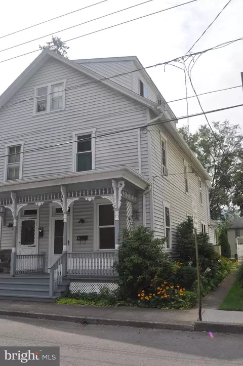 112 Moore St, Millersburg, PA 17061