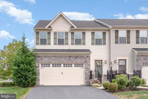 4046 Silver Charm Ct, Harrisburg, PA 17112