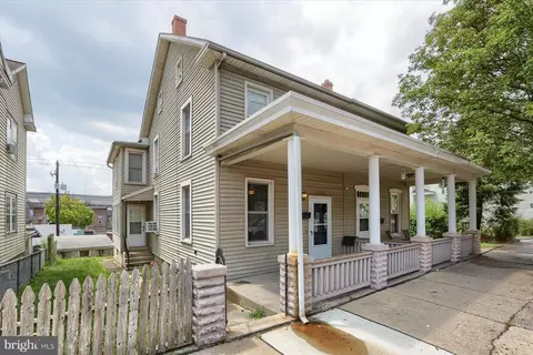 358-360 S 2nd St, Steelton, PA 17113