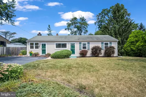 4924 Earl Dr, Harrisburg, PA 17112