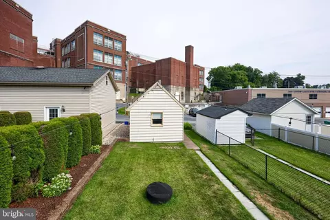 101 E Areba Ave, Hershey, PA 17033 photo 23