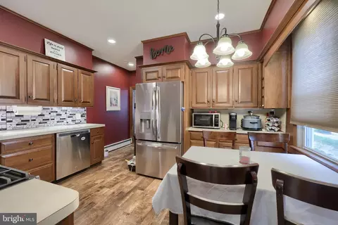 101 E Areba Ave, Hershey, PA 17033 photo 10