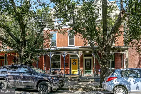 1719 Green St, Harrisburg, PA 17102