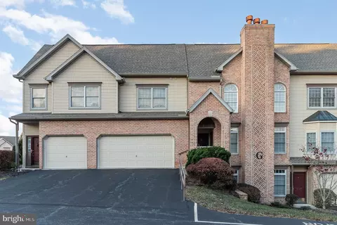 4637 Deer Path Rd, Harrisburg, PA 17110