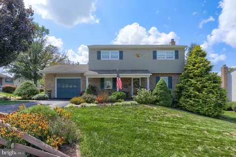 250 N Water St, Hummelstown, PA 17036